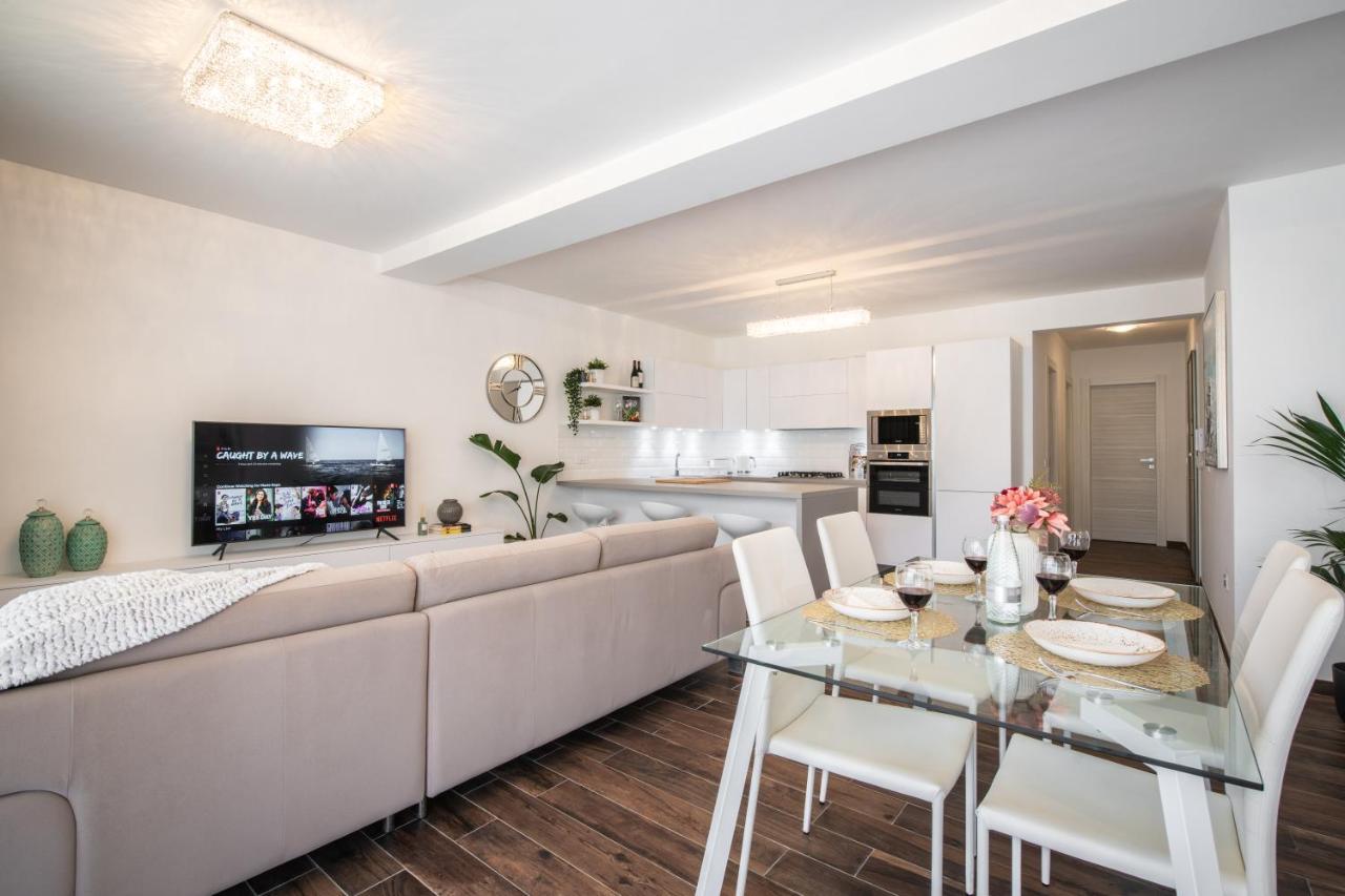 Electra Residence - Luxury Central Beachview Apartment Marsalforn Exterior foto
